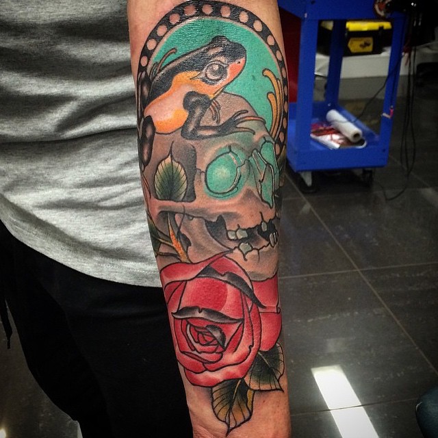 Traditional Frog On Skull With Rose Tattoo On Left Forearm