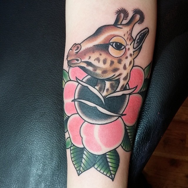 Traditional Giraffe Head With Flower Tattoo Design For Sleeve