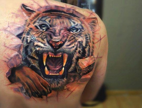 Angry Roaring Tiger Face Tattoo On Right Back Shoulder