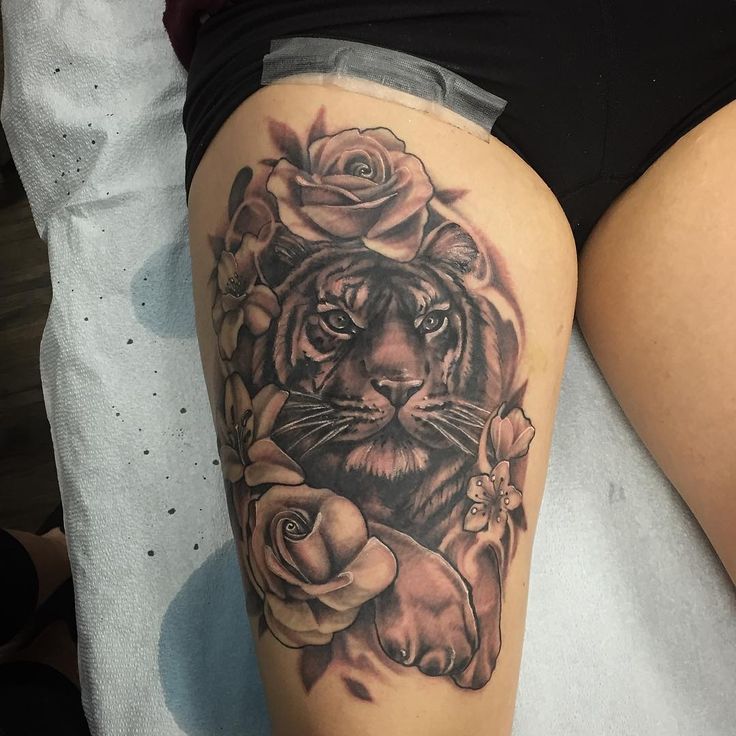 Grey Rose Flowers and Tiger Head Tattoo On Thigh