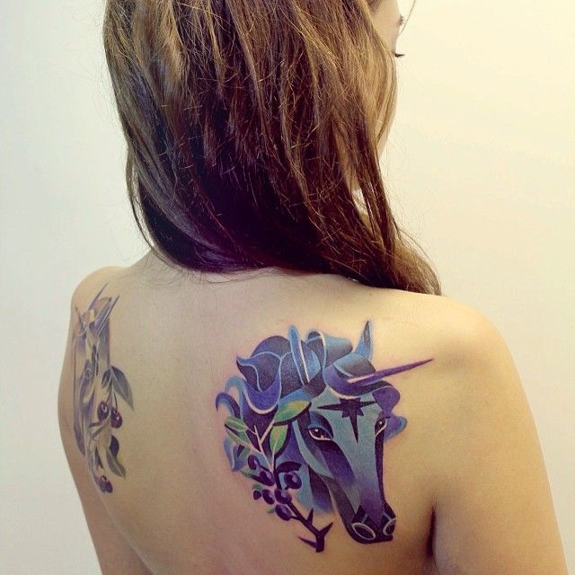 Abstract Unicorn Head Tattoo On Right Back Shoulder