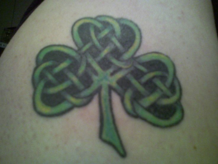 Amazing Green Celtic Shamrock Tattoo Idea