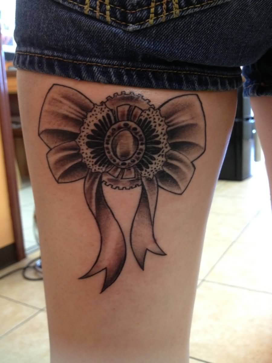 Awesome Lace Bow Tattoo On Thigh With Black And Grey Ink