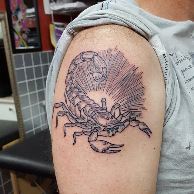 Girly Scorpion Tattoo On Right Shoulder