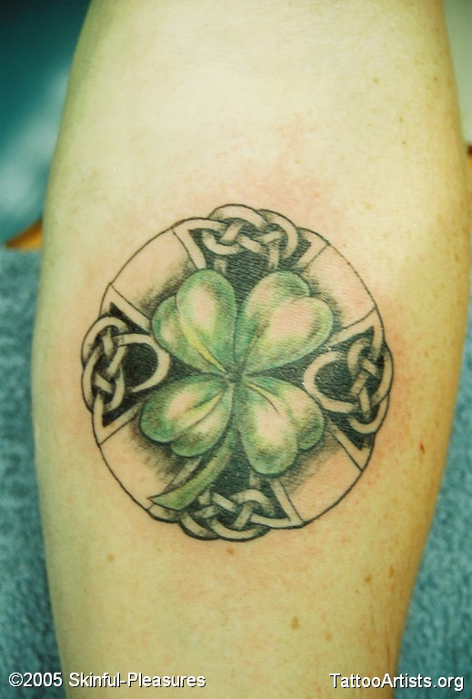 Light Green Celtic Shamrock Leaf Tattoo On Leg