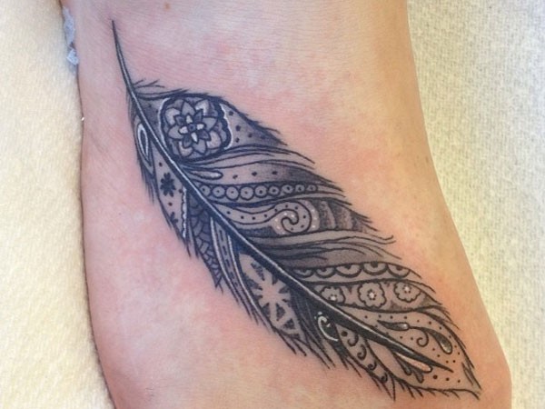 Mind Blowing Feather Tattoo On Foot