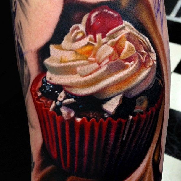 Beautiful Realistic cupcake Tattoo