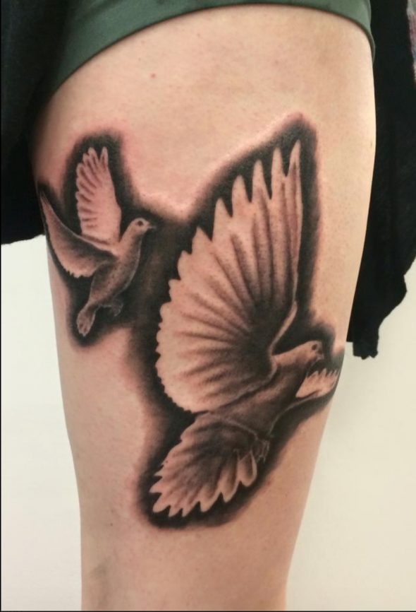 Black and Grey Dove Tattoo On Thigh