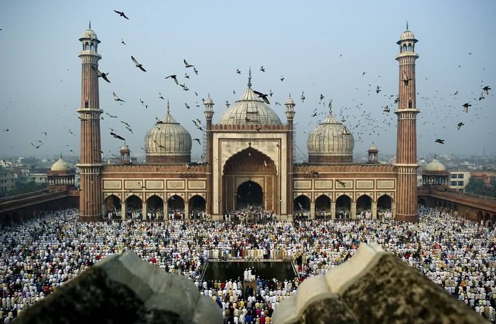 Indian Muslims Perform Congregational Eid Al Adha Morning Prayers At The Jama Masjid Mosque