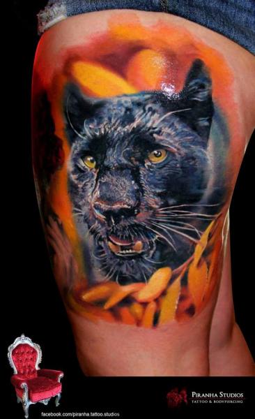Realistic Panther Tattoo On Side Thigh