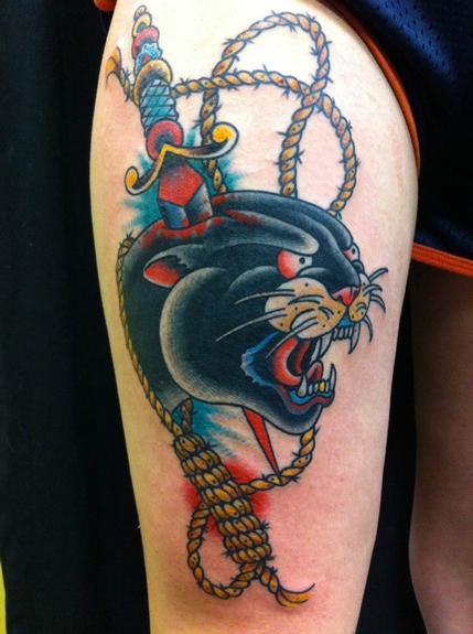 Rope and Panther Head Tattoo On Girl Right thigh
