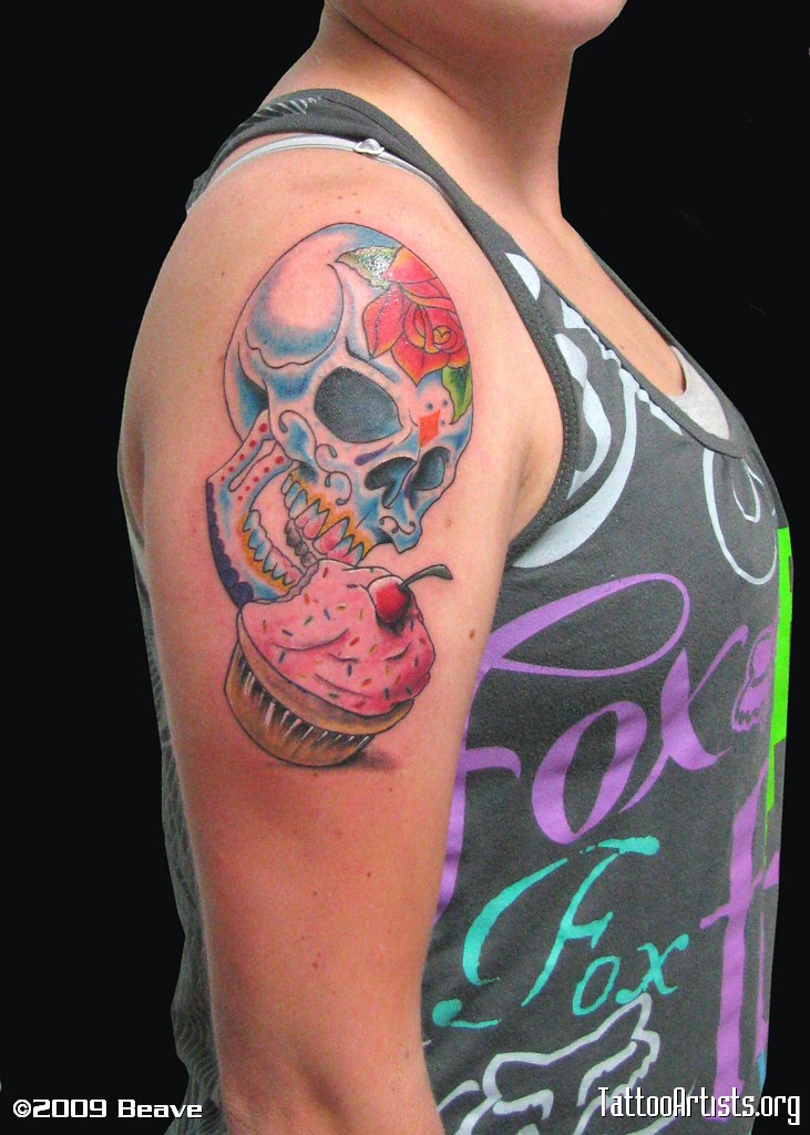 Skull And Realistic Cupcake Tattoo On Right Shoulder