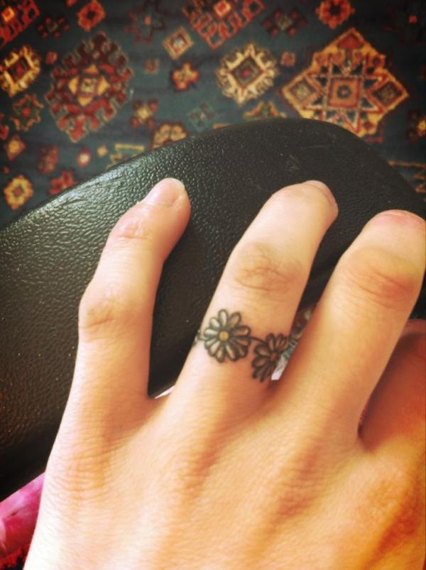 Small Daisy Flowers Finger Ring Tattoo
