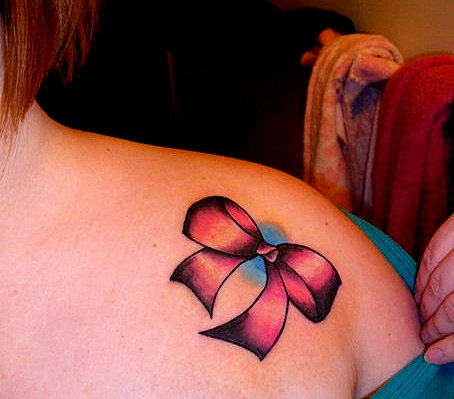 3d Ribbon Bow Tattoo On Front Shoulder