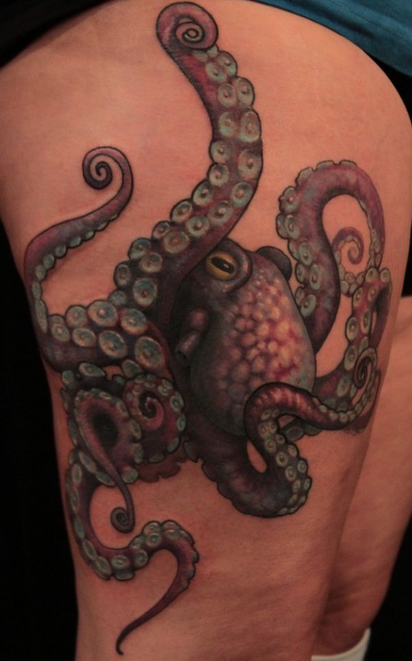 Amazing Octopus Tattoo On thigh
