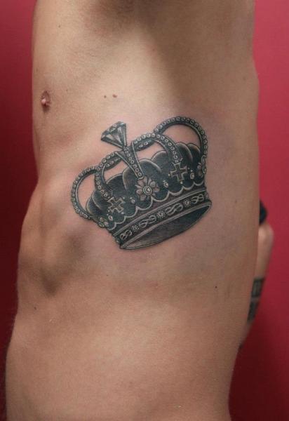 Beautiful Diamond Crown Tattoo On Side Rib Cage