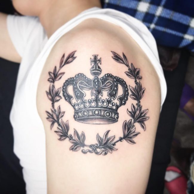Crown With Flowers Vine Tattoo On Shoulder