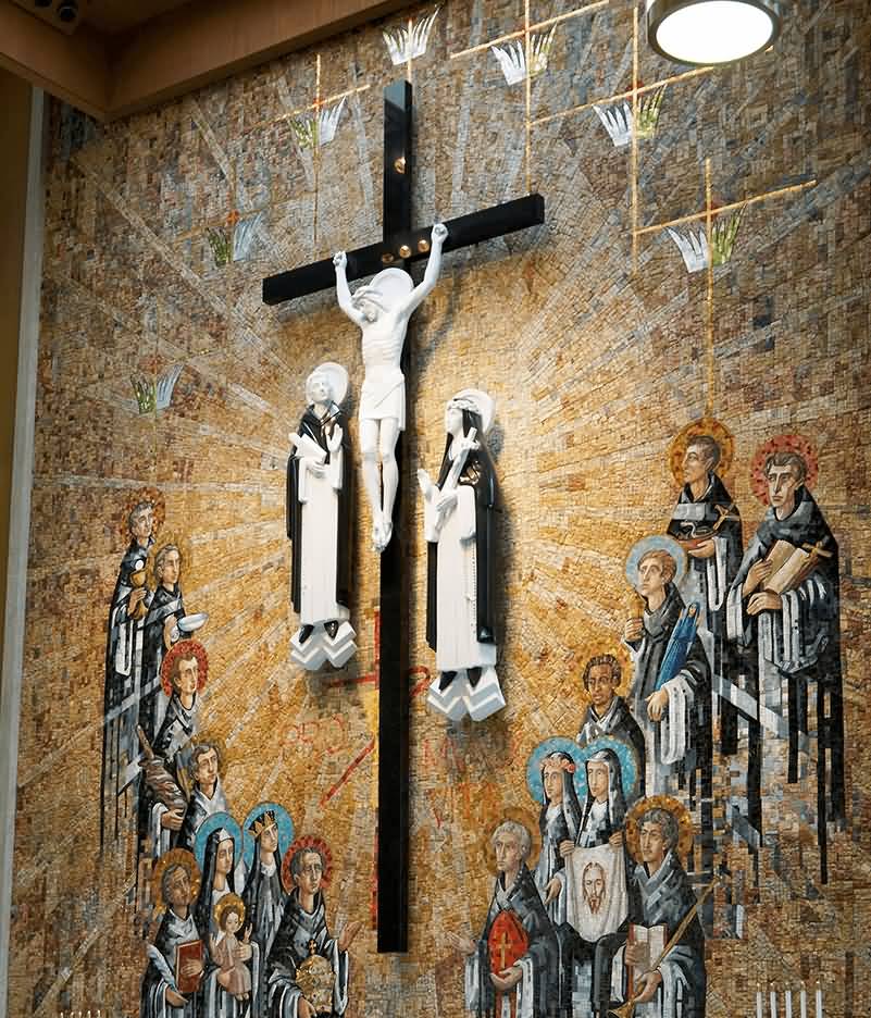 Crucifixion of jesus and All Saints wallpainting