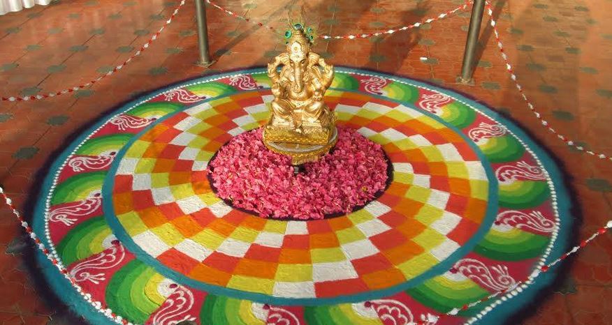 Diwali Ranogli Design With Lord Ganesha Idol Picture