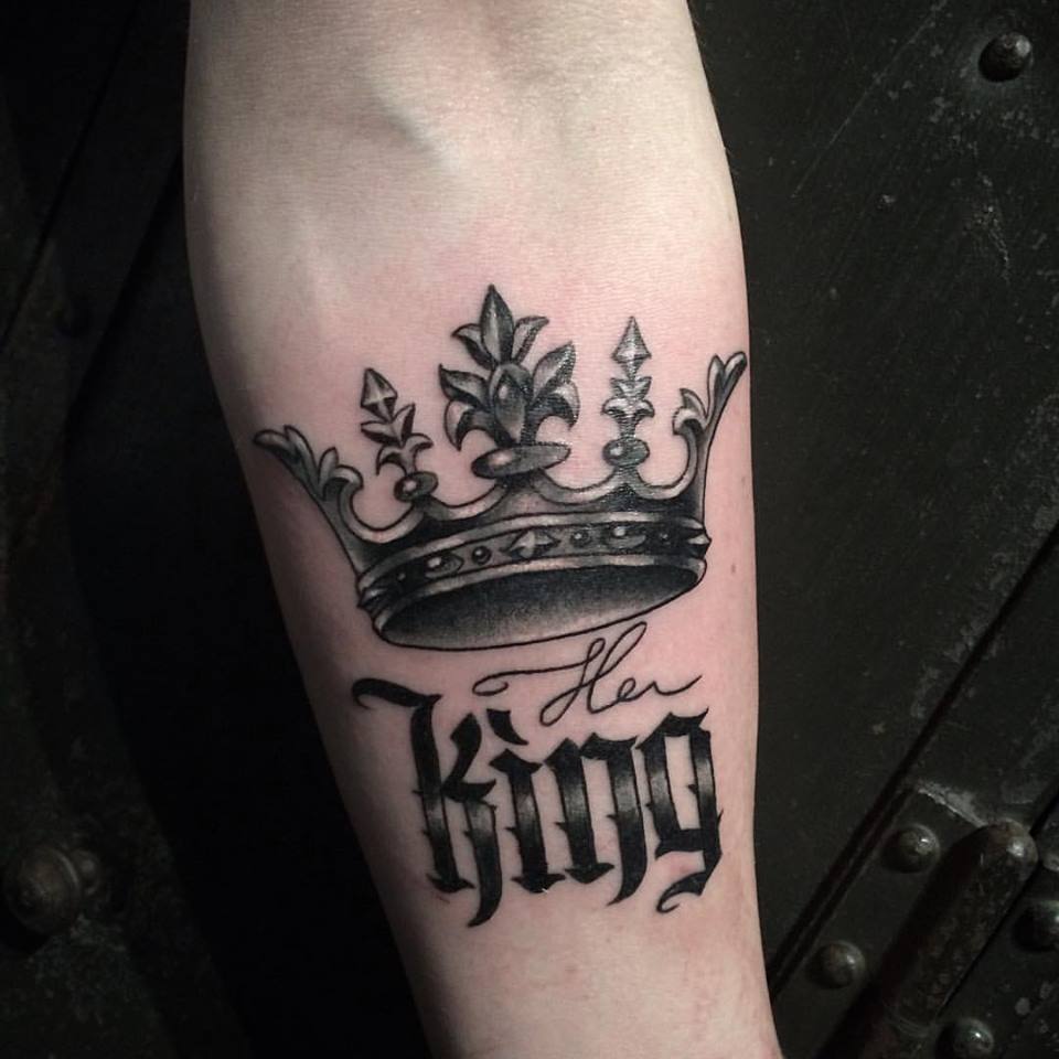 King Crown Tattoo On Leg Calf