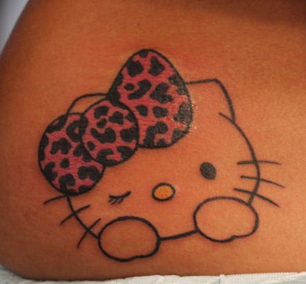 Kitty With Black And Pink Dotted Bow Tattoo Design