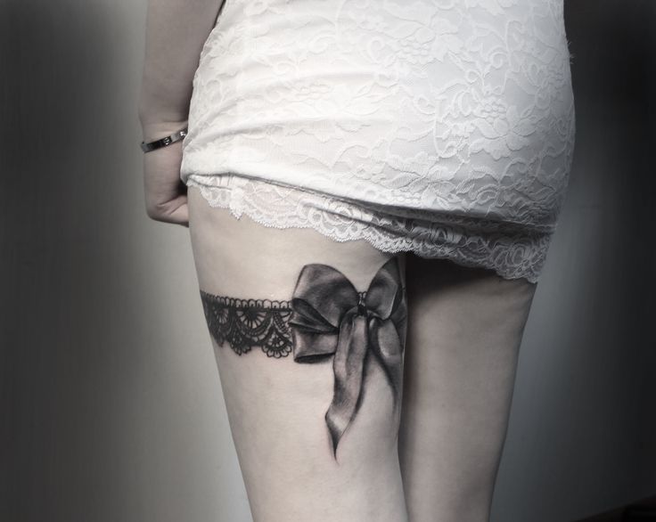 Lace Band Bow Tattoo On Thigh