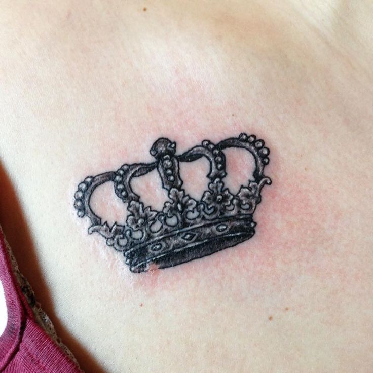 Magnificent Crown Tattoo Design Idea