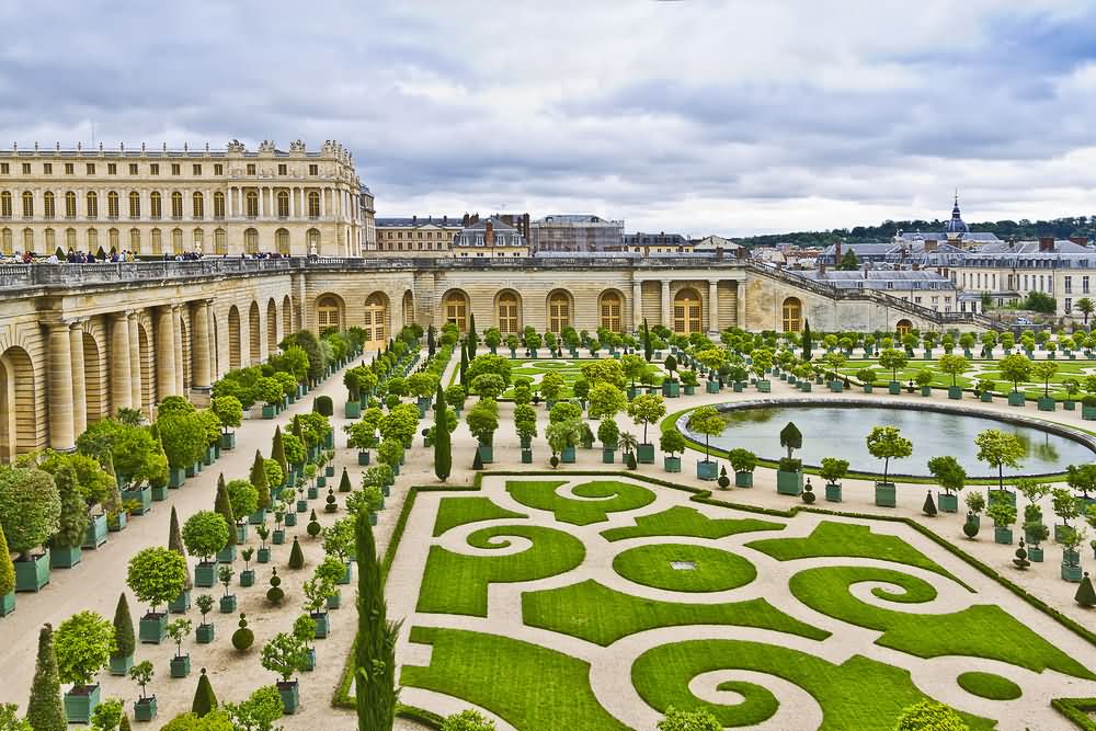 Adorable Gardens Of The Palace of Versailles In France