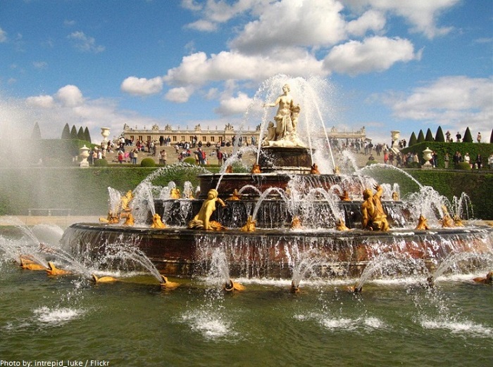 Beautiful Water Fountain At The Palace of Versailles