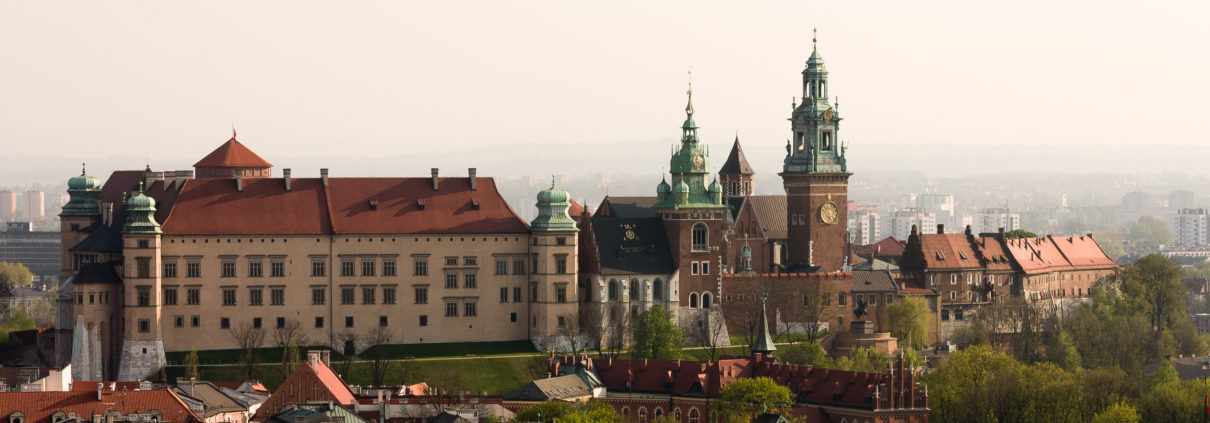 Zabudowa Wzgórza Wawelskiego (widok z wieży kościoła Mariack