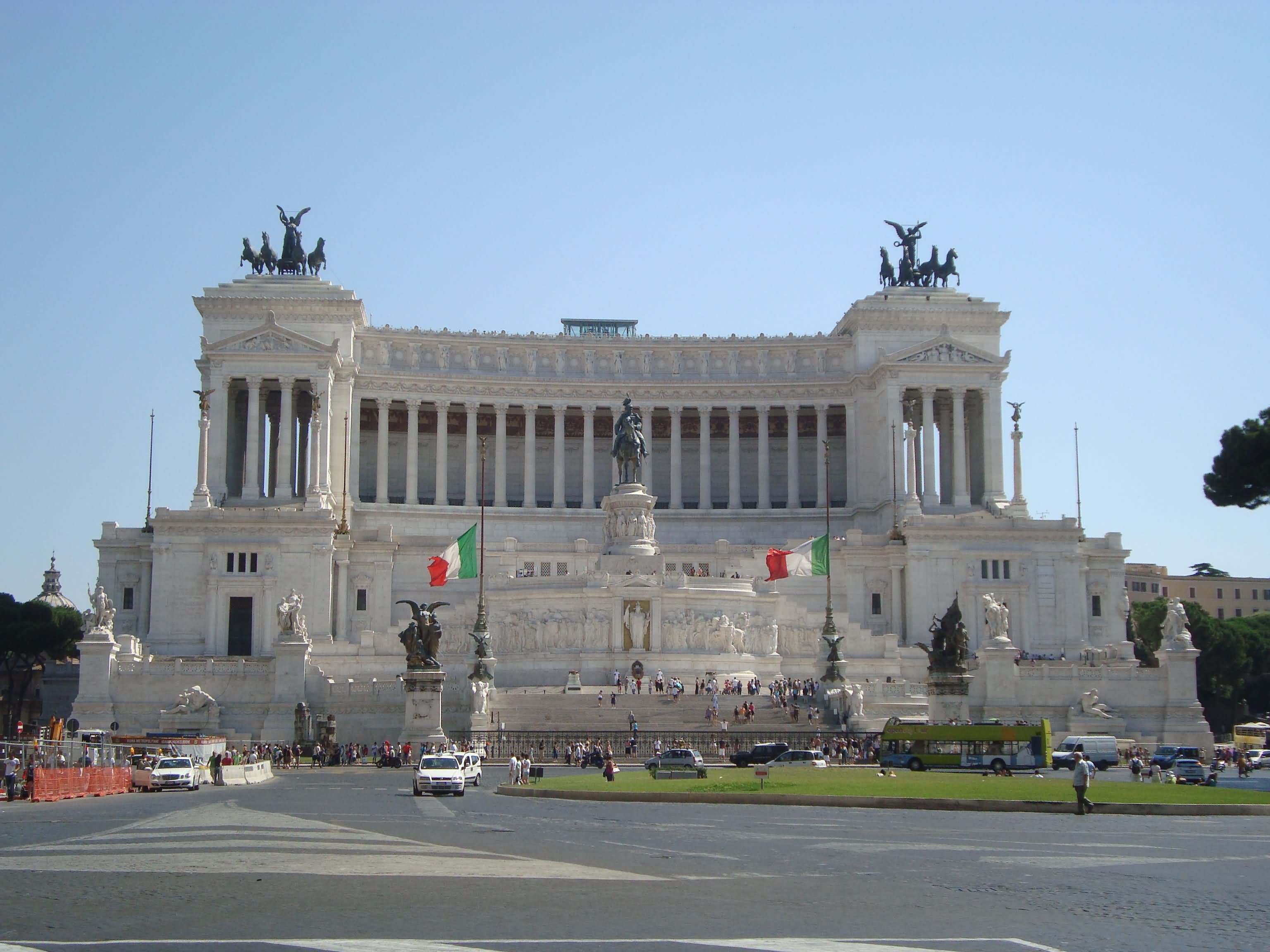 Victor Emmanuel II Monument Front View