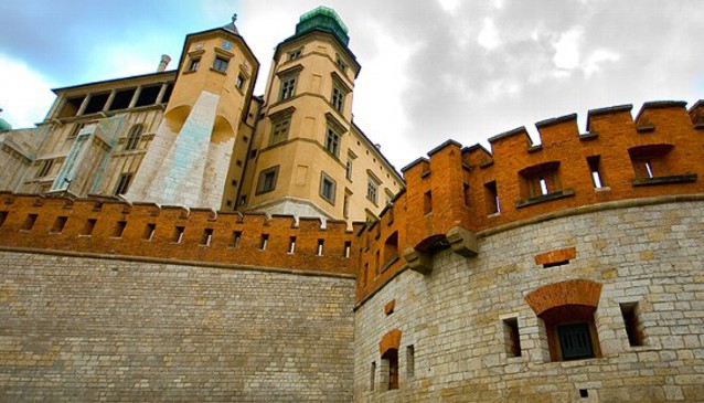 Wxterior Walls Of The Wawel Castle In Krakow