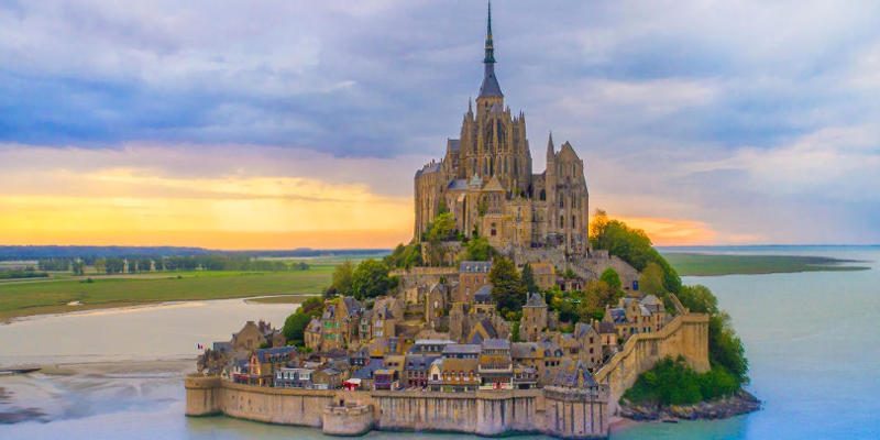 Beautiful picture of the Mont Saint-Michel in france