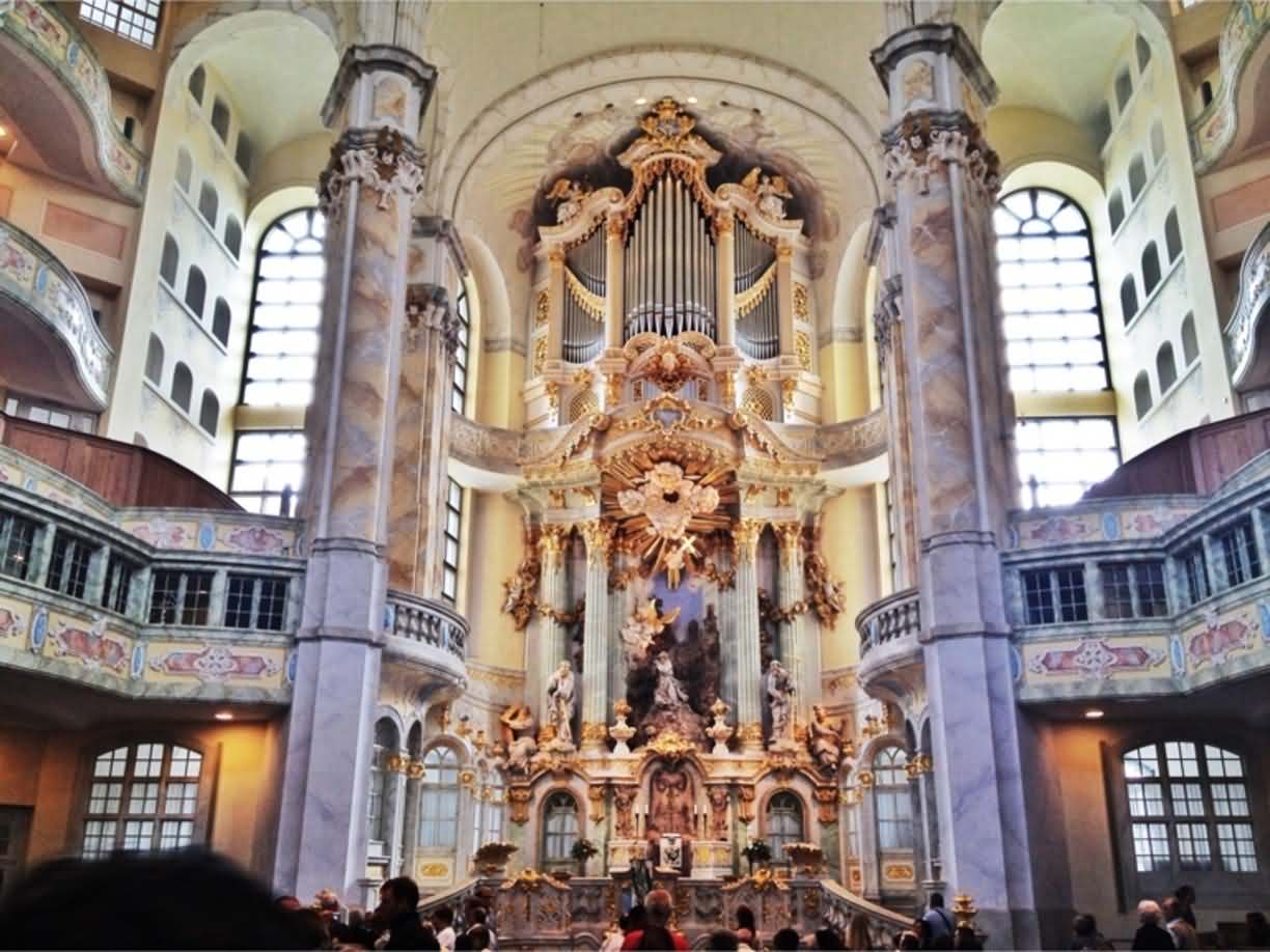 Inside view of the Dresden Frauenkirche in dresden