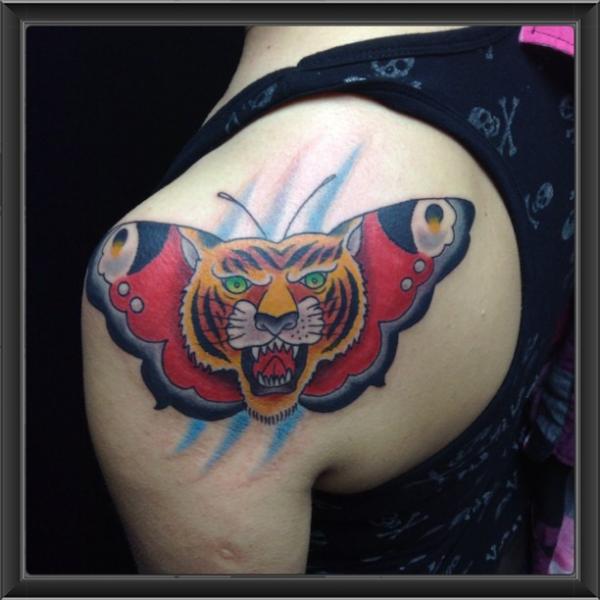 New School Tiger Butterfly Tattoo On Shoulder by Indipendent Tattoo