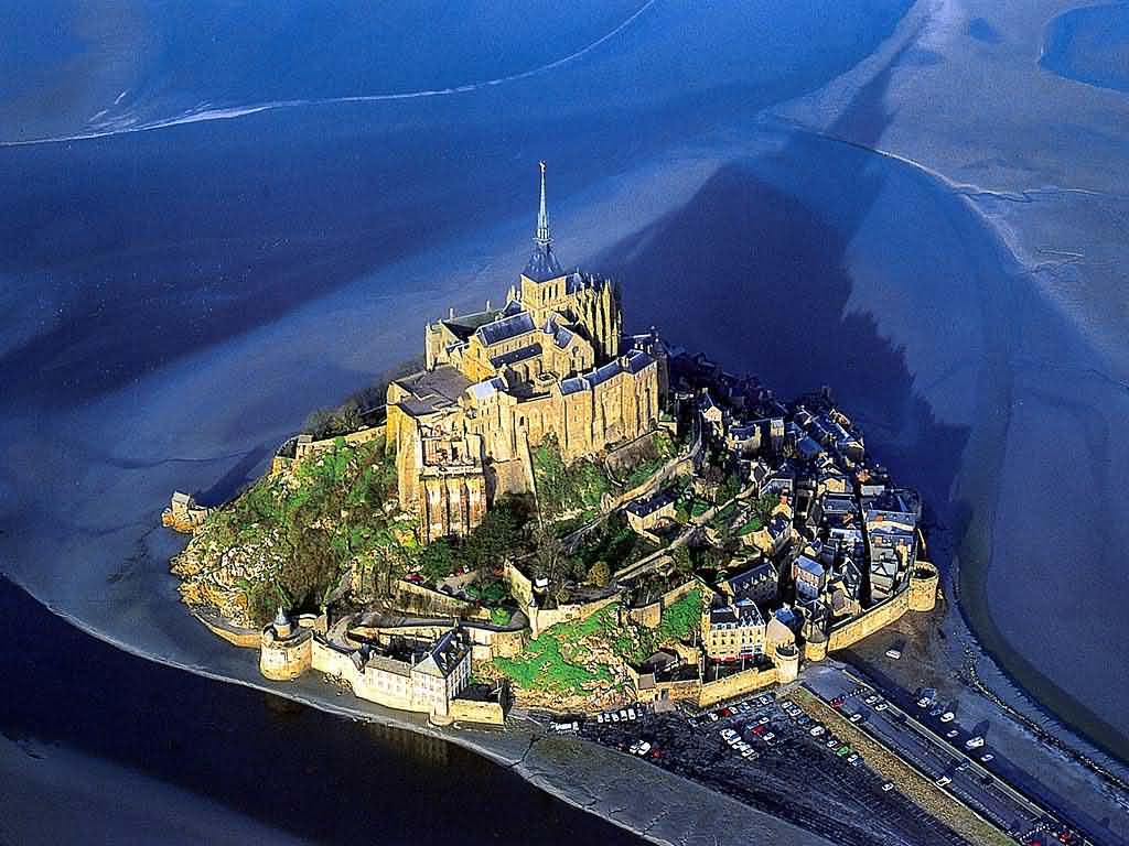 aerial picture of the Mont Saint-Michel