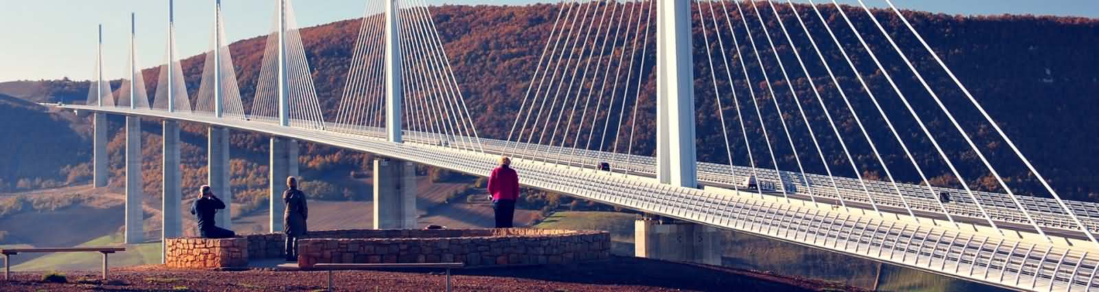 best observation point of the Millau Viaduct