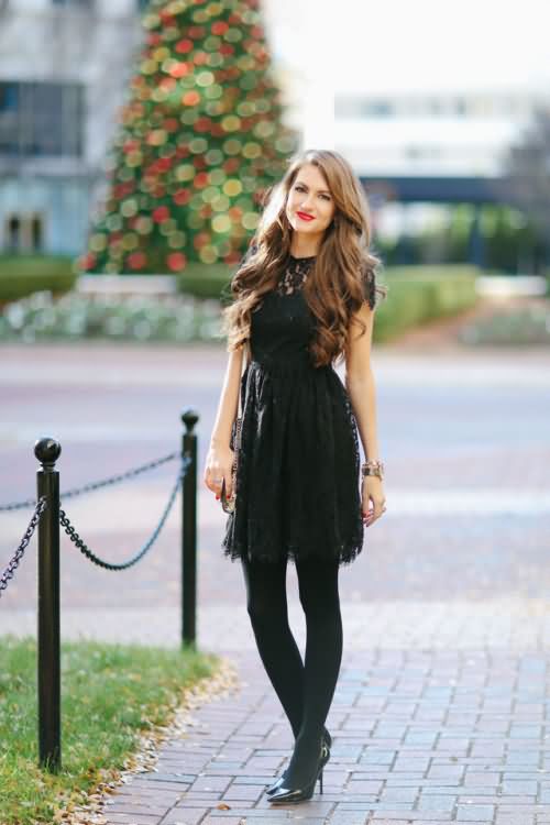 holiday-party-outfit-inspiration-black-lace-dress
