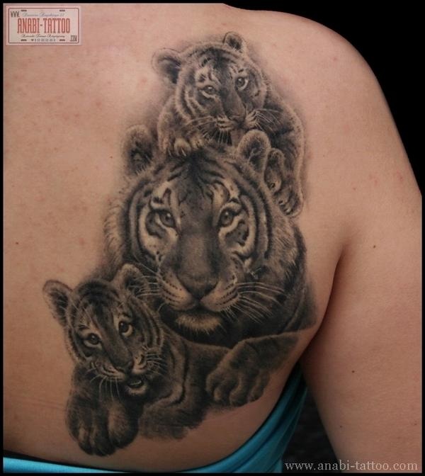 Grey Ink Realistic Baby Tigers With Tigress Tattoo On Girl Back Shoulder