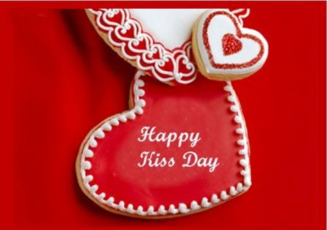 Happy kiss day heart picture