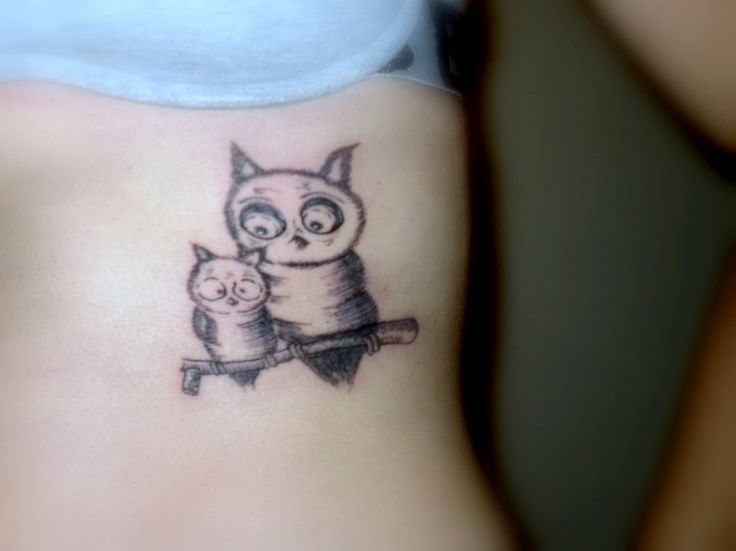 Grey Ink Mother & Baby Owl Tattoo On Girl Side Rib
