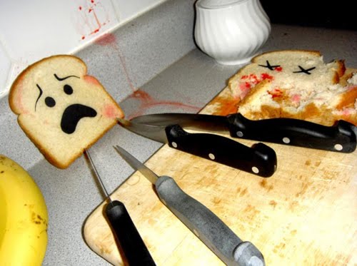 toast scaredof knives funny food picture