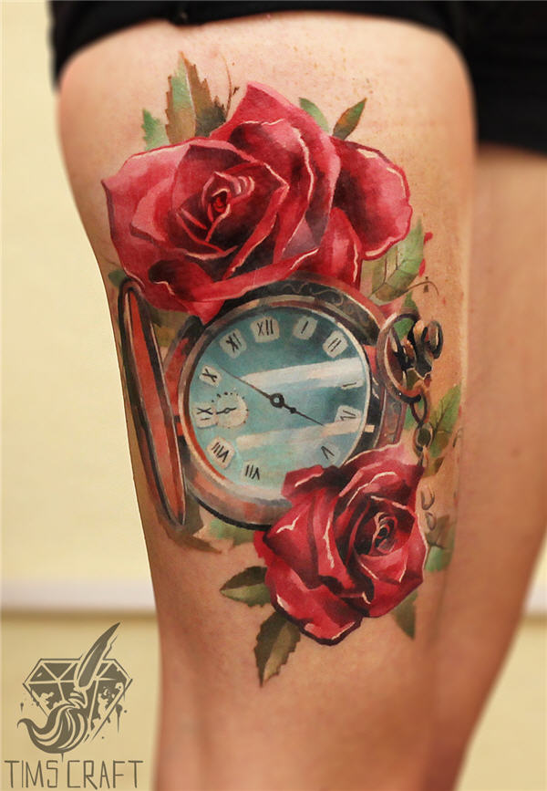 Clock and red roses thigh tattoo idea for girls