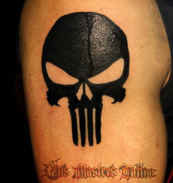 Black Ink Punisher Tattoo On Shoulder For Men