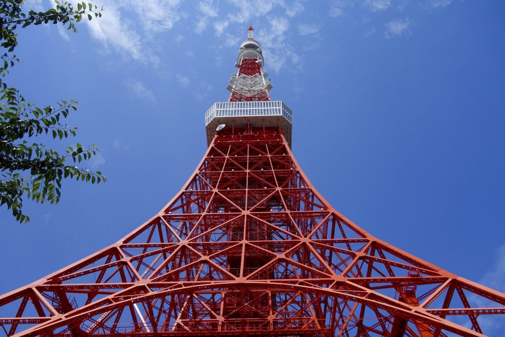 Tokyo Tower seen from the bottom
