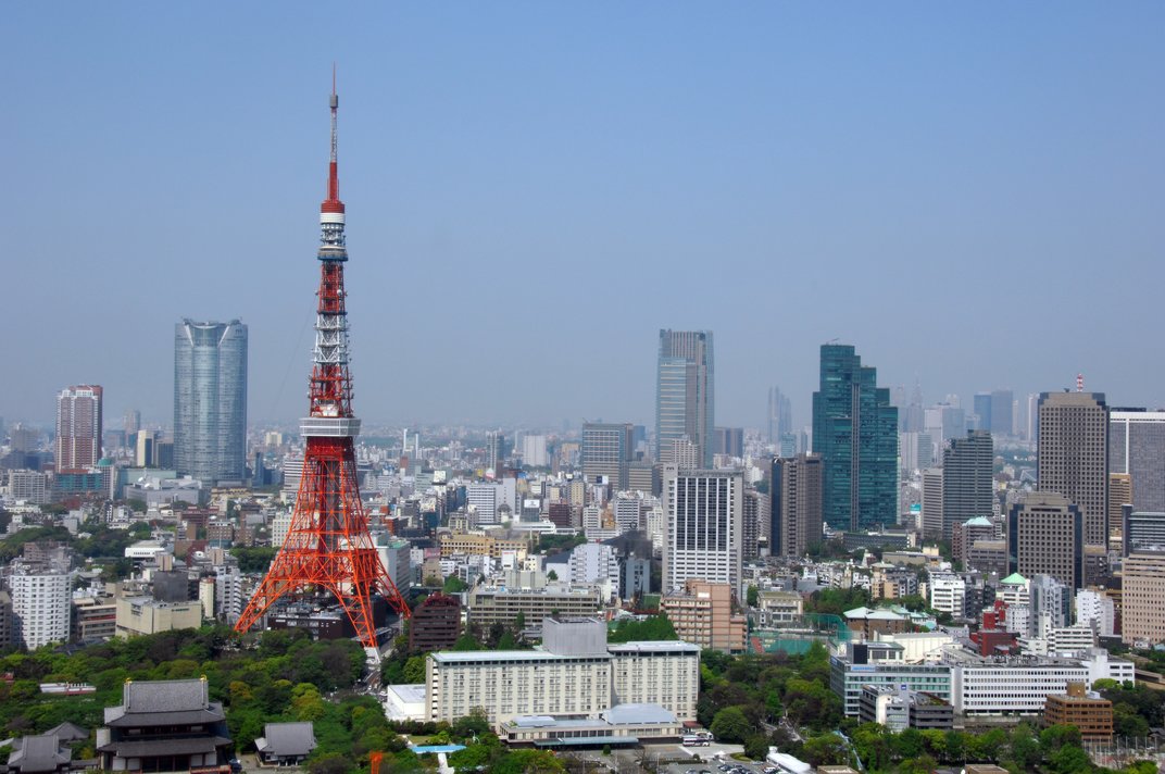 amazing view of the tokyo tower