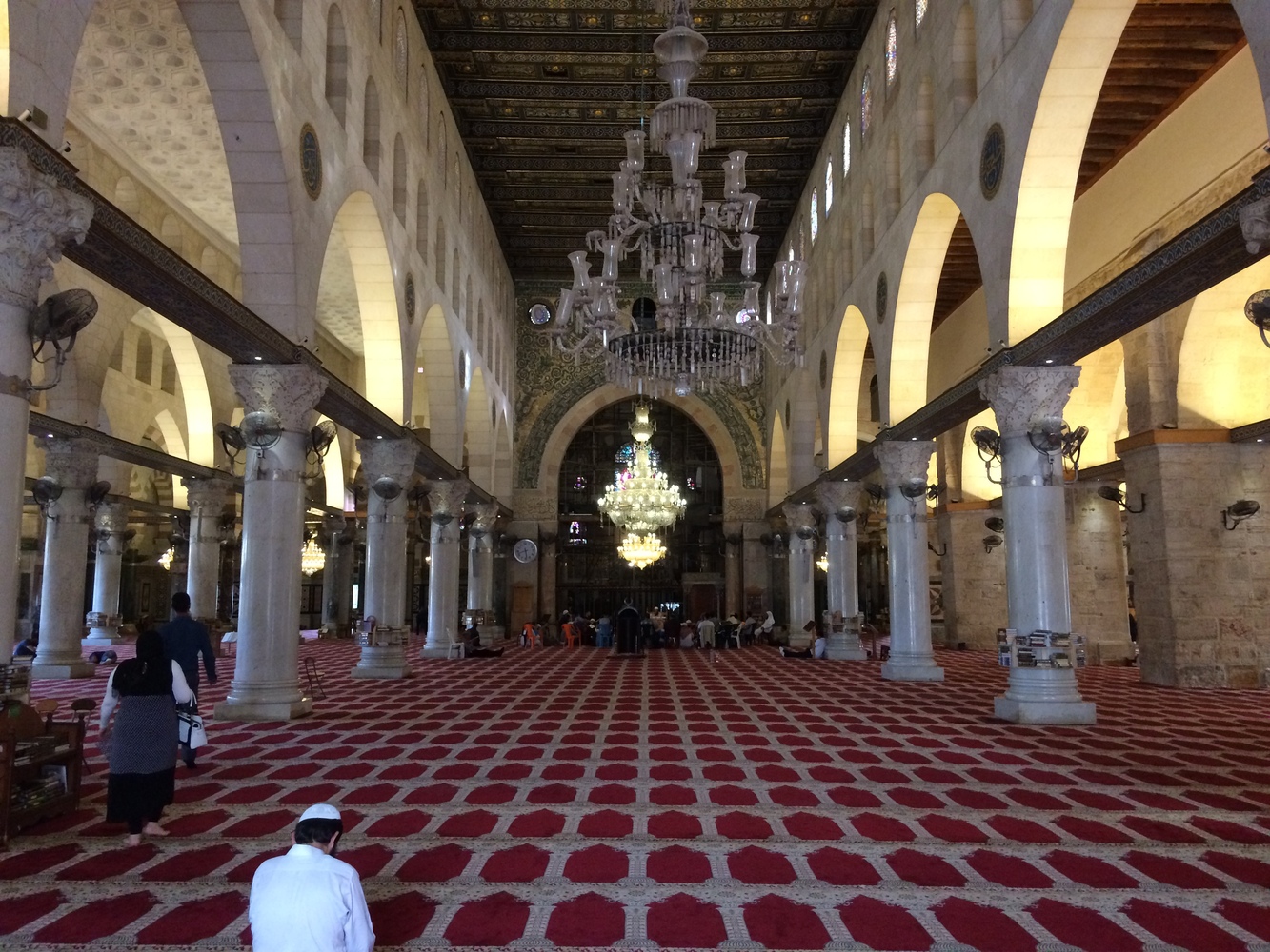 inside view of the Al Aqsa Mosque