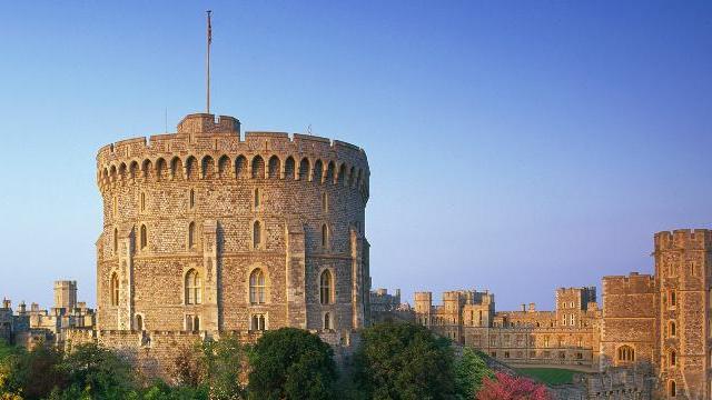 the round tower of the windsor castle