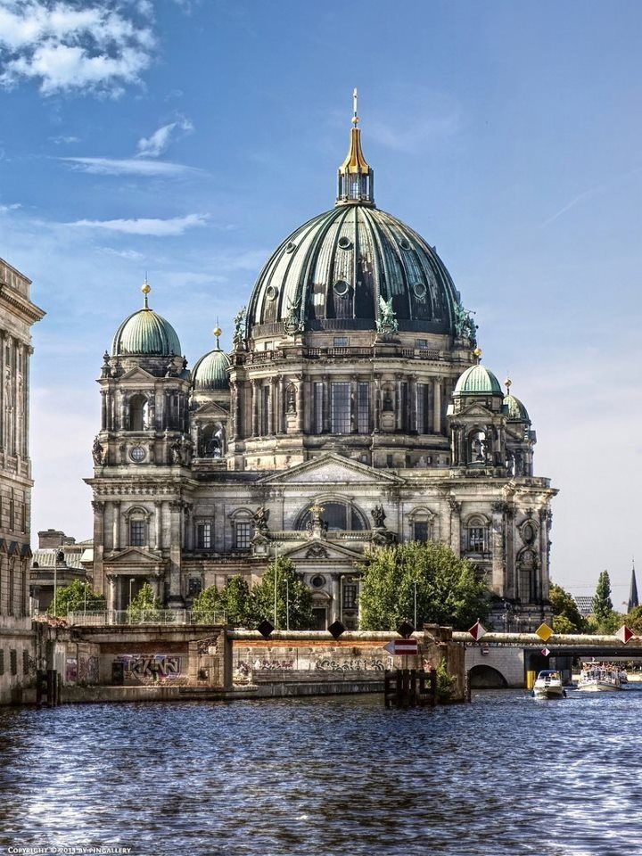 water side view of the berlin cathedral