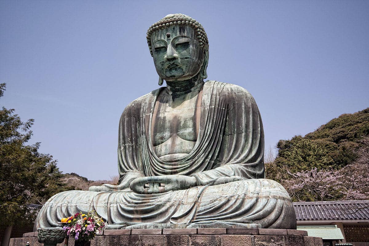 closeup of the statue of Great Buddha